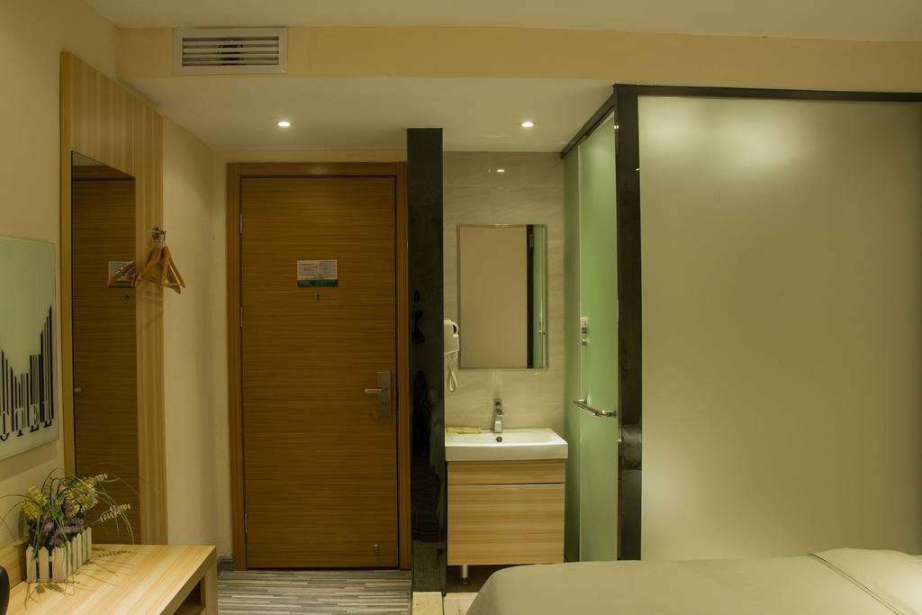 Denise Hotel Apartment Guangzhou Bilik gambar